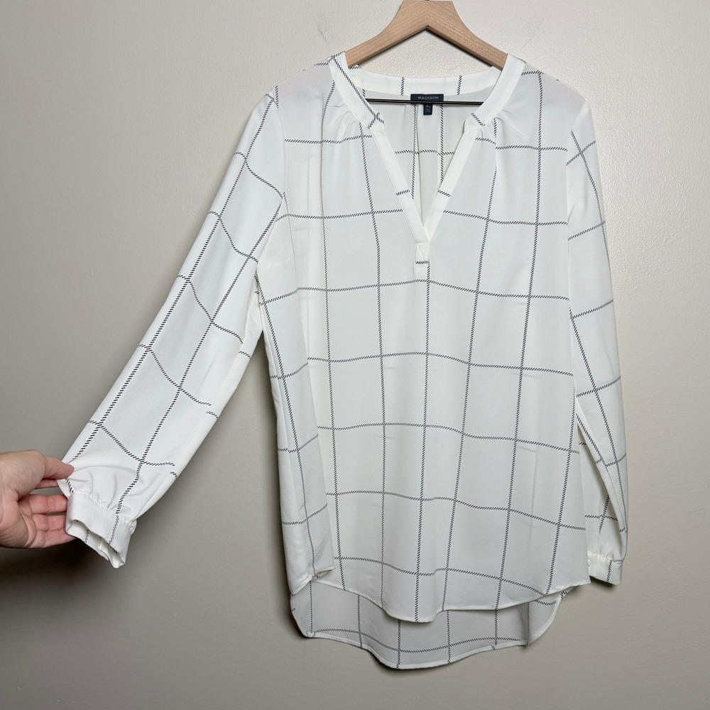 Madison Womens Top XL White Windowpane Plaid Long Sleeve V-Neck Blouse Office